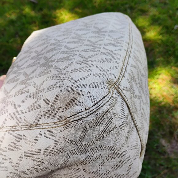 Michael Kors Lily Monogram Shoulder Bag - Picture 7 of 11